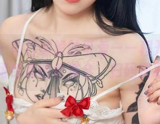 秀人网 – 向日葵般的可爱——程开心的白裙免费图包集合，扫码获取