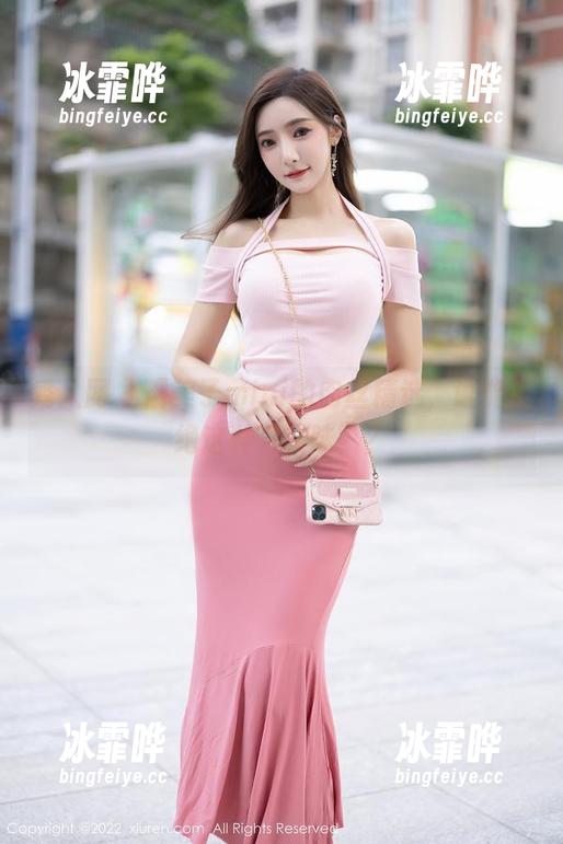 秀人网-糯美子mini 秀人网 - 糯美子mini的肉丝精选,谁能拒绝这种“美味”?