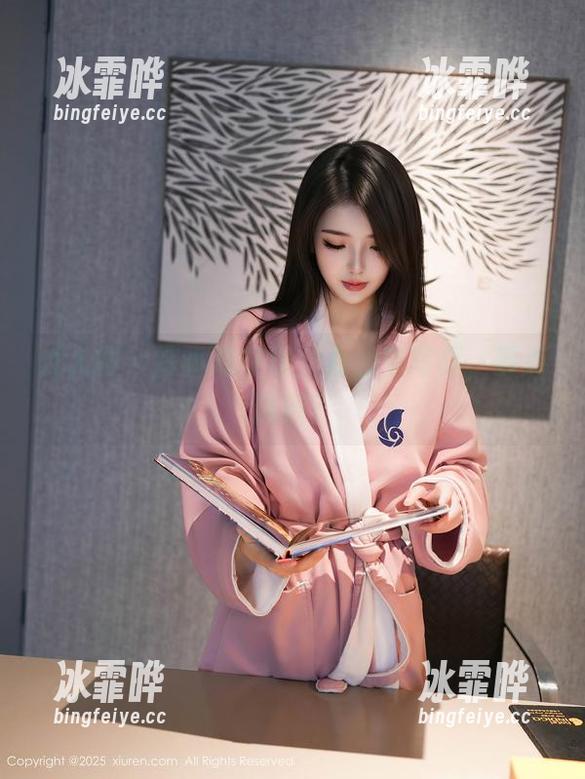 秀人网 - 陈小喵在线：办公室写真，要点滴糖？