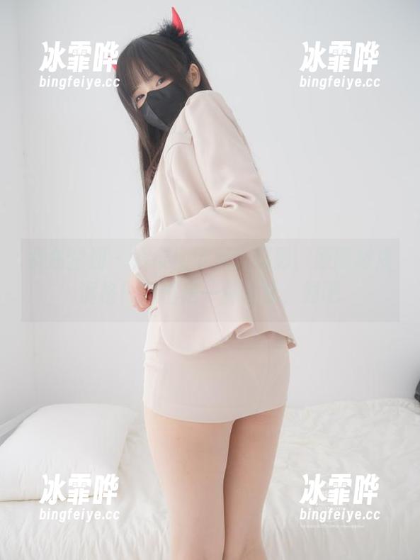 紧急企划-樱樱樱可 紧急企划 - 樱樱樱可双人摄影,原图材质满格!同框是一种缘分,对吧