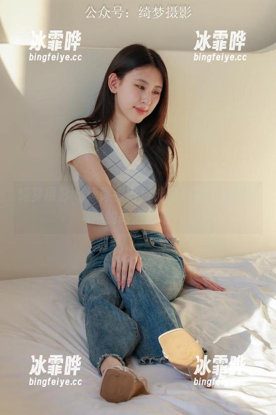 绮梦摄影 - 婷婷宇宙：泳装原图，看看她的高清圣地