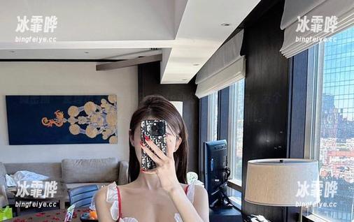 脸红Dearie 微密圈 - 整理出来的脸红Dearie办公室全套图片,发个“求职简历”也无妨。