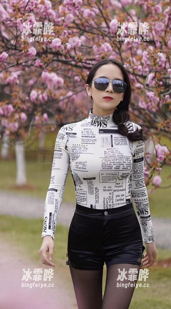 辣妈女神 微密圈 - 最近辣妈女神又来了,双人写真更新了,你能抵挡得住吗?
