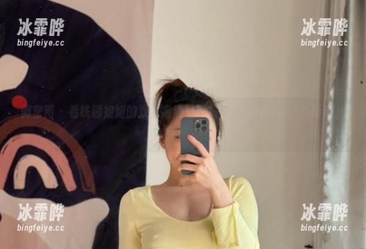 铁锤姐姐 微密圈 - 看铁锤姐姐的双人高清写真集,你会自问:这画面该止步吗?