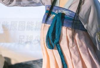 还有哪些原图能捕捉鹿八岁baby？你的足球少女在等你！